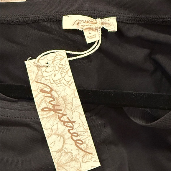 Mystree black Ruched Drawstring Crop Top - Picture 7 of 7